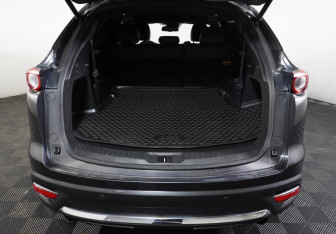 Подержанный автомобиль Mazda CX-9 2019 года (9 фото)