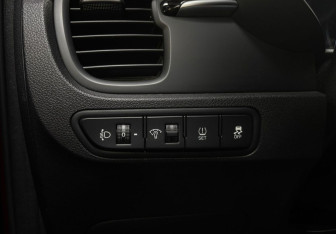 Подержанный автомобиль Kia Rio Sedan 2019 года (20 фото)