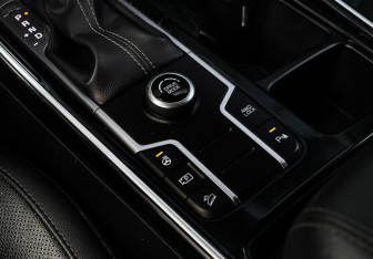 Подержанный автомобиль Kia Sorento 2022 года (18 фото)