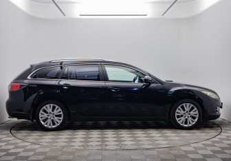 Подержанный автомобиль Mazda 6 Wagon 2008 года (6 фото)