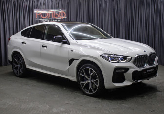 Подержанный автомобиль BMW X6 2020 года (3 фото)