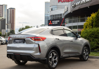 Подержанный автомобиль Haval F7x 2022 года (4 фото)