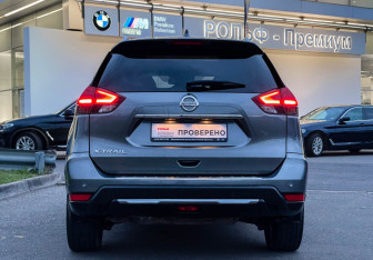 Подержанный автомобиль Nissan X-Trail 2021 года (6 фото)