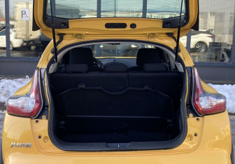 Подержанный автомобиль Nissan Juke 2017 года (10 фото)