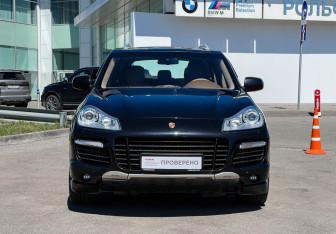 Подержанный автомобиль Porsche Cayenne 2007 года (2 фото)