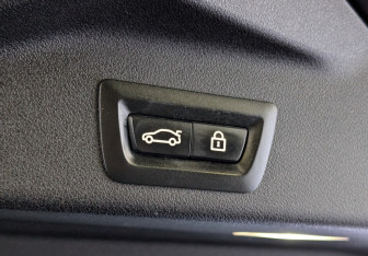 Подержанный автомобиль BMW X5 2020 года (26 фото)