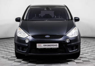 Подержанный автомобиль Ford S-MAX 2010 года (2 фото)