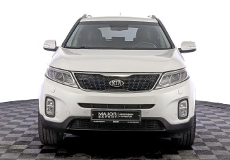 Подержанный автомобиль Kia Sorento 2019 года (2 фото)
