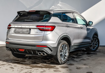 Подержанный автомобиль Geely Coolray 2023 года (5 фото)