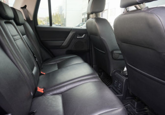 Подержанный автомобиль Land Rover Freelander 2008 года (10 фото)
