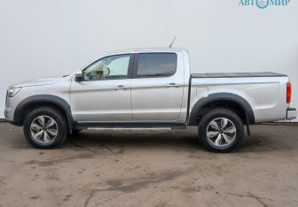 Подержанный автомобиль JAC T8 2023 года (8 фото)