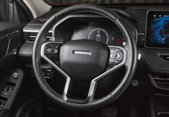 Подержанный автомобиль Haval Jolion 2022 года (14 фото)