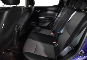 Подержанный автомобиль Nissan Qashqai 2018 года (10 фото)