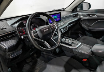 Подержанный автомобиль Haval Jolion 2022 года (13 фото)