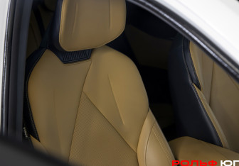 Подержанный автомобиль Changan UNI-V 2022 года (15 фото)