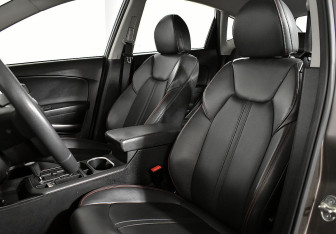 Подержанный автомобиль FAW Besturn X80 2020 года (13 фото)