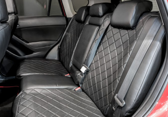 Подержанный автомобиль Mazda CX-5 2016 года (12 фото)