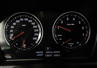 Подержанный автомобиль BMW X1 2018 года (13 фото)