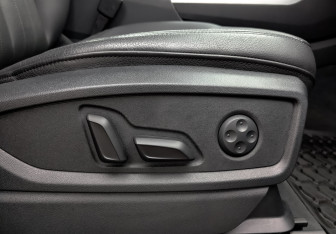 Подержанный автомобиль Audi Q5 2020 года (30 фото)