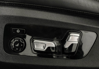 Подержанный автомобиль BMW X5 2020 года (18 фото)