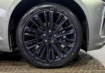 Подержанный автомобиль Geely Preface 2024 года (20 фото)