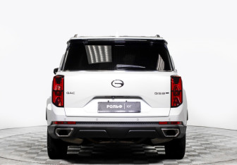 Подержанный автомобиль GAC GS8 2023 года (6 фото)