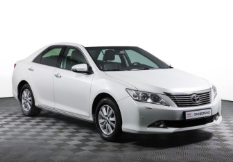 Подержанный автомобиль Toyota Camry Sedan 2012 года (3 фото)