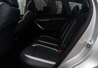 Новый Geely Atlas 2024 (10 фото)