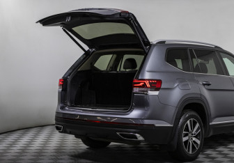 Подержанный автомобиль Volkswagen Teramont 2021 года (18 фото)