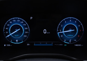Подержанный автомобиль Hyundai Santa Fe 2021 года (12 фото)