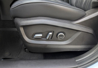 Подержанный автомобиль Exeed LX 2023 года (21 фото)