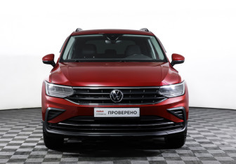 Подержанный автомобиль Volkswagen Tiguan 2021 года (2 фото)
