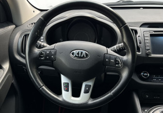 Подержанный автомобиль Kia Sportage 2013 года (12 фото)