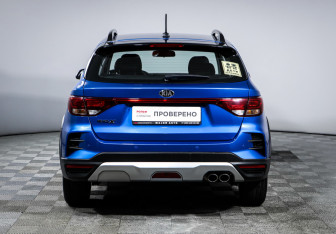 Подержанный автомобиль Kia Rio Hatchback 2021 года (7 фото)