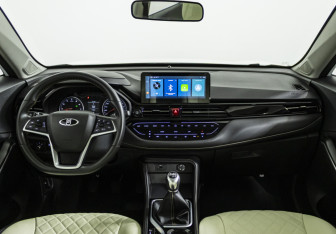 Подержанный автомобиль Москвич 3 2023 года (14 фото)