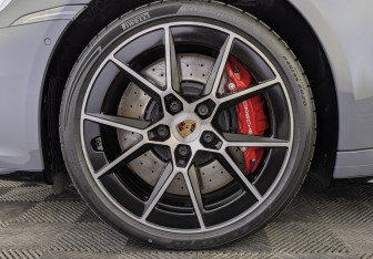 Новый Porsche 911 Coupe 2025 (11 фото)