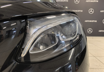 Подержанный автомобиль Mercedes-Benz GLC Coupe 2018 года (11 фото)