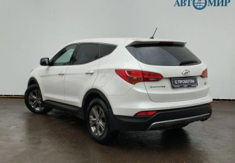 Подержанный автомобиль Hyundai Santa Fe 2013 года (7 фото)