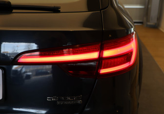 Подержанный автомобиль Audi A4 allroad 2017 года (29 фото)