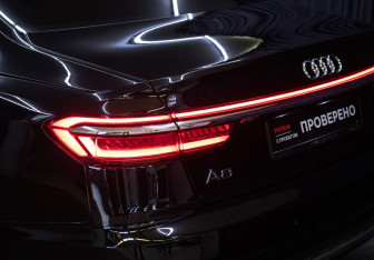 Подержанный автомобиль Audi A8 2018 года (26 фото)