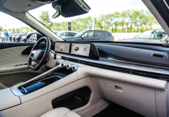 Новый Exeed RX 2025 (13 фото)