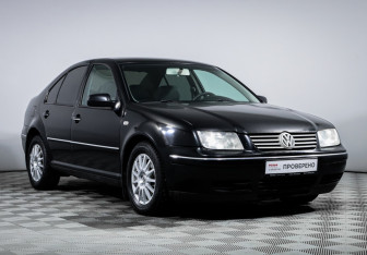 Подержанный автомобиль Volkswagen Jetta Sedan 2003 года (3 фото)