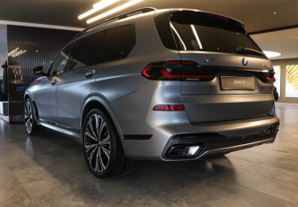 Новый BMW X7 2025 (5 фото)