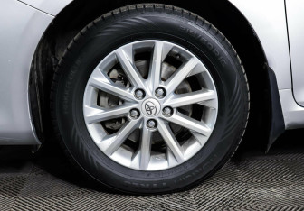 Подержанный автомобиль Toyota Camry Sedan 2016 года (7 фото)