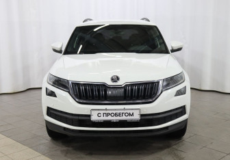 Подержанный автомобиль Skoda Kodiaq 2020 года (2 фото)