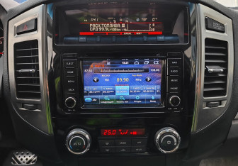 Подержанный автомобиль Mitsubishi Pajero 2015 года (16 фото)