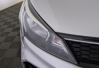 Подержанный автомобиль Kia Rio Hatchback 2021 года (10 фото)