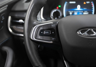 Подержанный автомобиль Chery Tiggo 8 2021 года (14 фото)