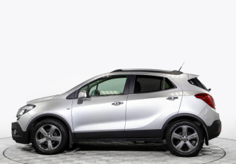 Подержанный автомобиль Opel Mokka 2013 года (6 фото)