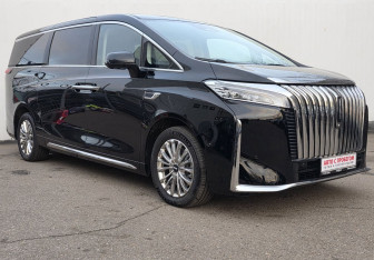 Подержанный автомобиль Wey 80 2025 года (3 фото)